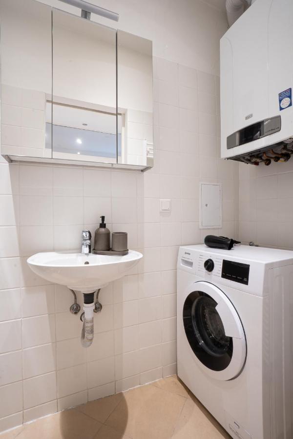 Comfortable, Balcony Apartment - Quick Access To Vienna'S Old Centre Exterior photo
